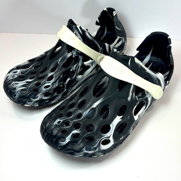 Merrell Other - Merrell Men Sz 6.5 Hydro Moc Water Shoes Slip On Sandals Black White Swirl Camo